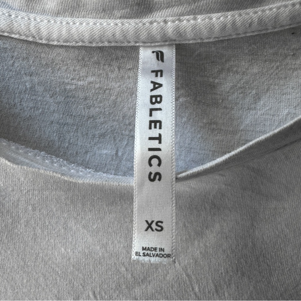 Fabletics White Top - Picture 5 of 5